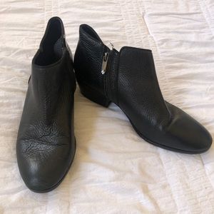 Black Sam Edelman booties